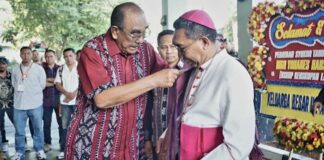 Misa Syukur Uskup Larantuka: Mengurai Ekologi Iman, Pemberdayaan Ekonomi, dan Indahnya Toleransi