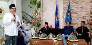 Berkah Maulid di Kantor PWI Sulsel: Dari Tausiyah, Telur Warna-Warni hingga Kaddo Minya